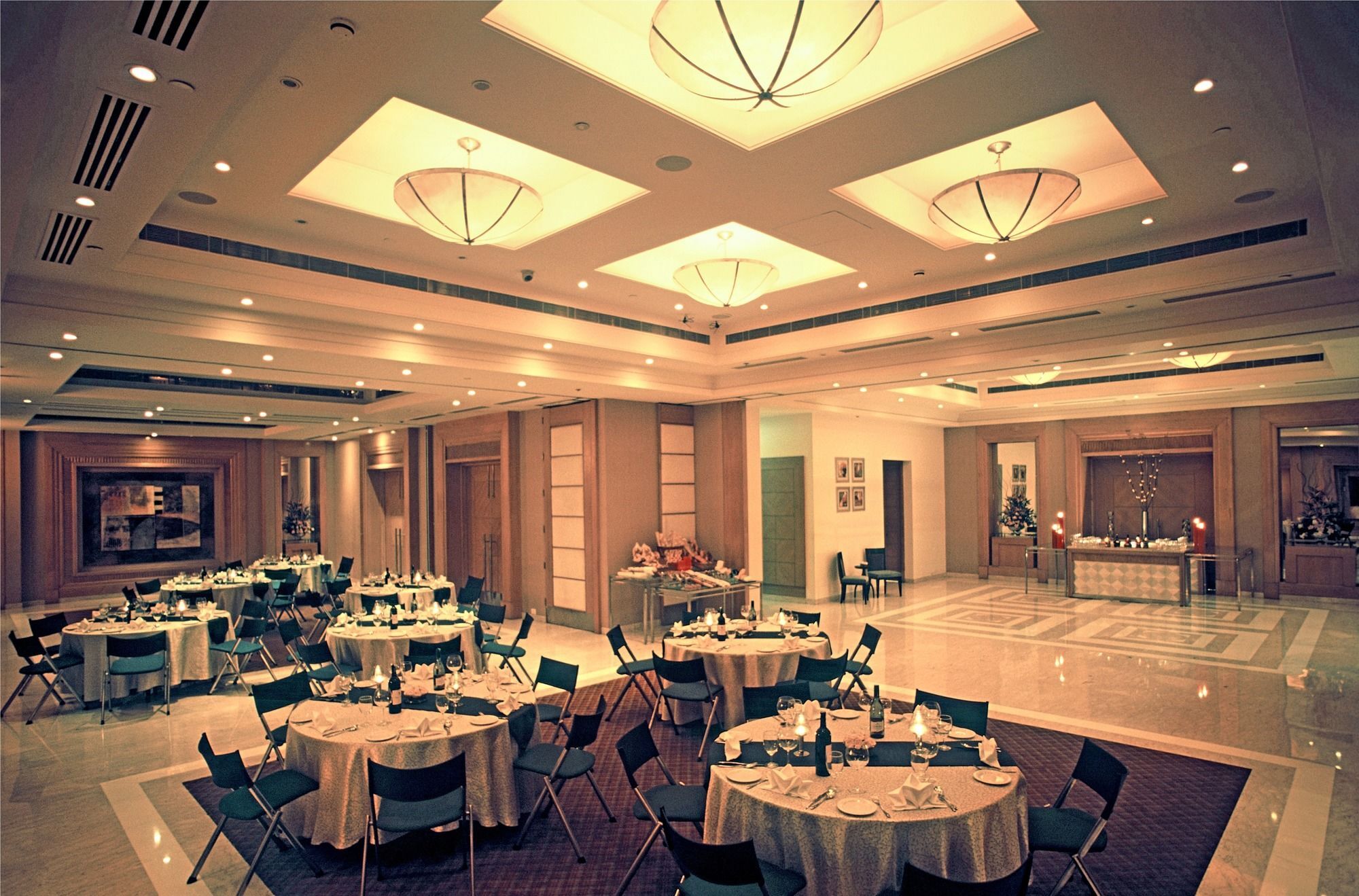 Radisson Noida Otel Restoran fotoğraf