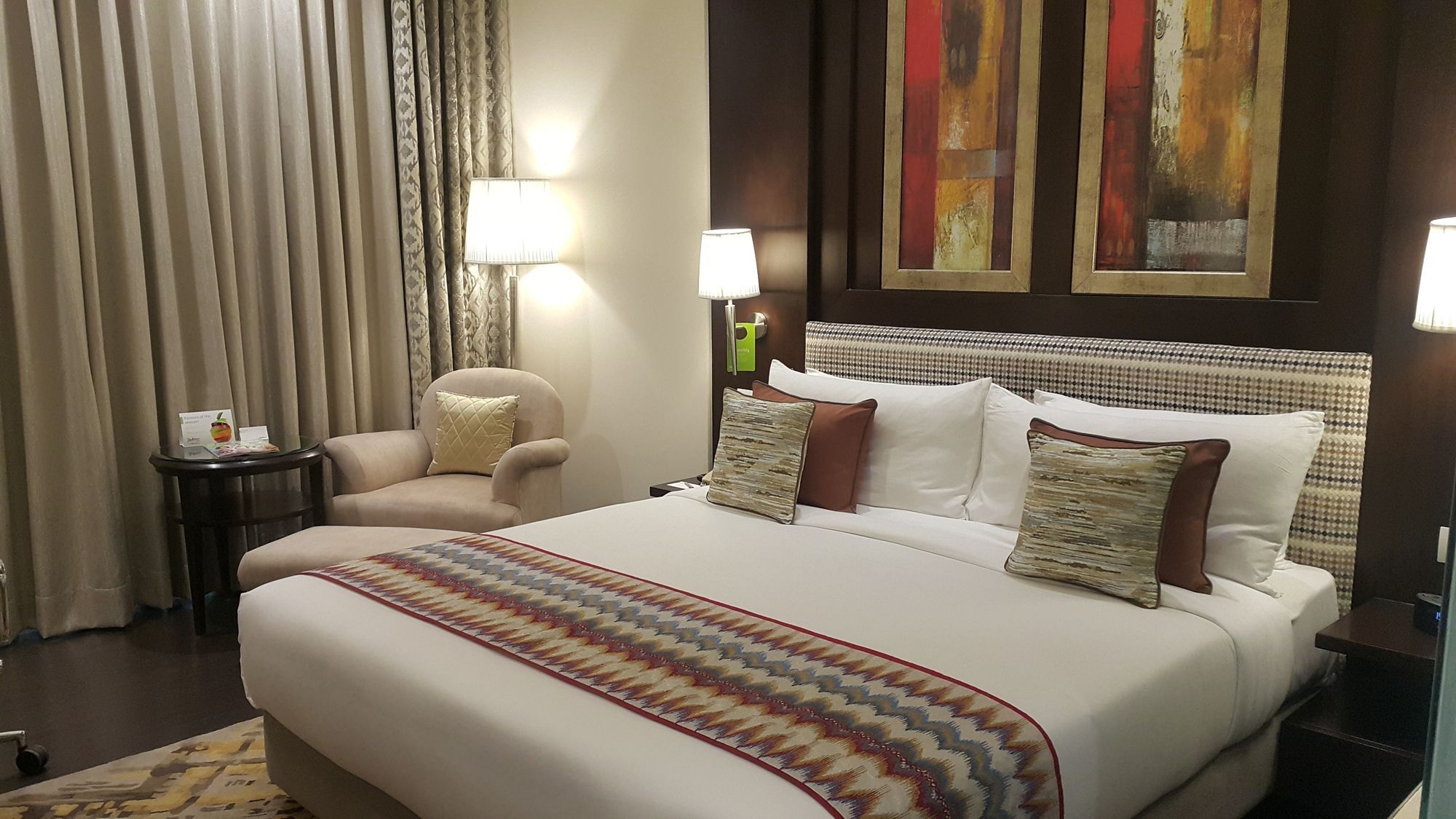 Radisson Noida Otel Dış mekan fotoğraf